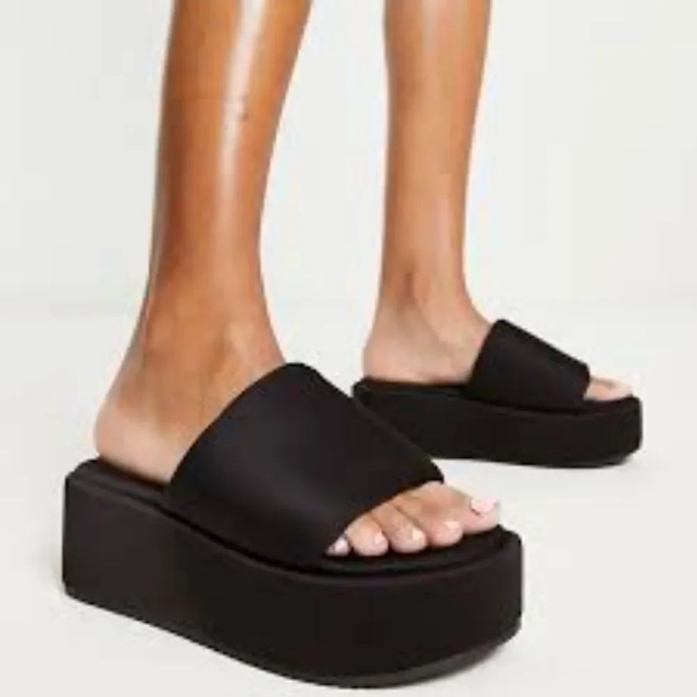 LILIANA PLATFORM WEDGE OPEN TOE SLIP-ON WOMEN"S SANDAL
